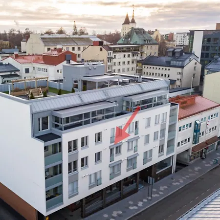 公寓 Uusi Tyylikaes Asunto Ydinkeskustassa 拉彭兰塔