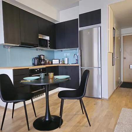 New Premium City Studio In Center, Free Parking And Wi-Fi